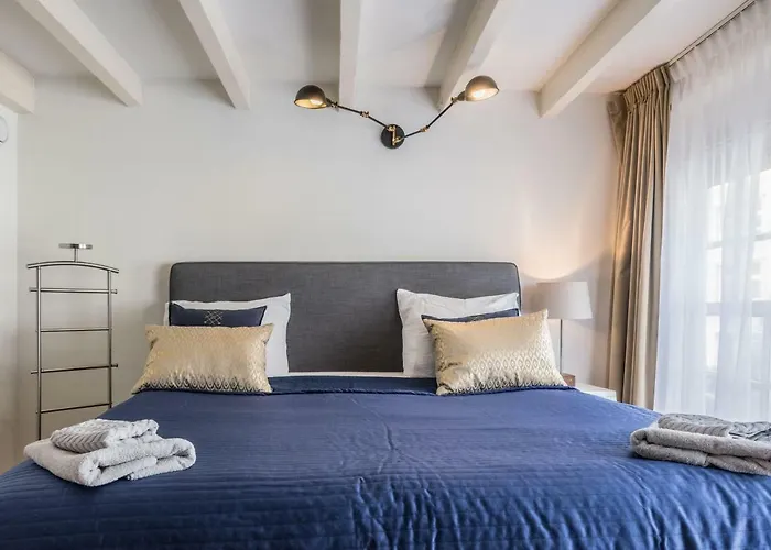 Dam Square Bed & Breakfast