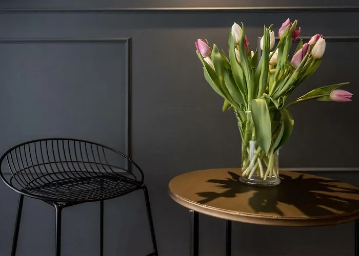 Dam Square Bed & Breakfast 3*