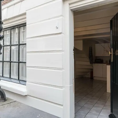 Nocleg ze śniadaniem Dam Square 3*